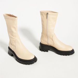 Schutz cream colored boots, size 8, worn once